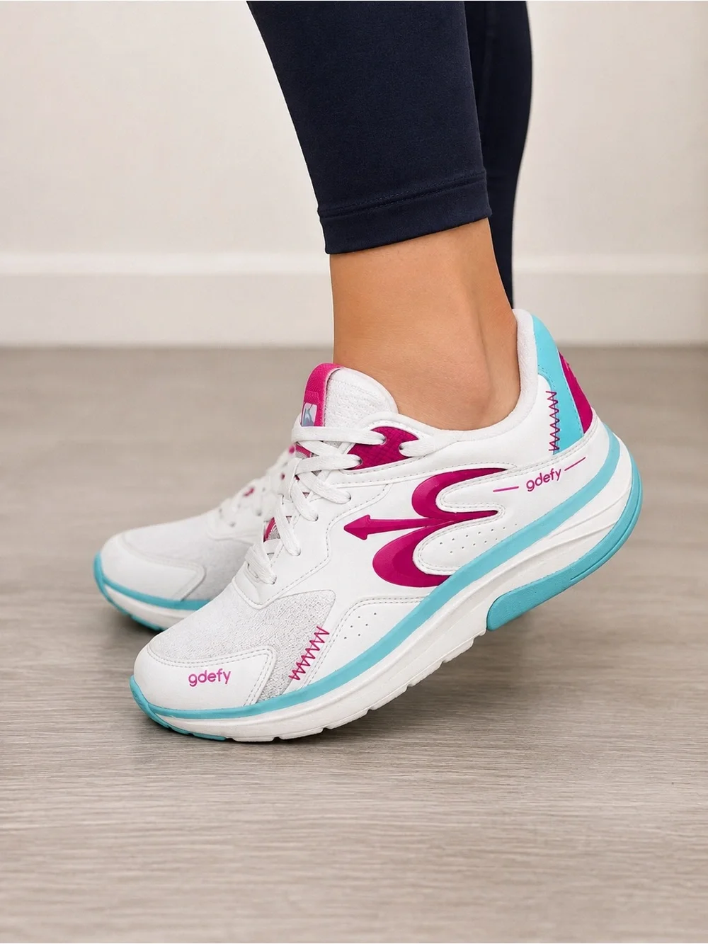 Gravity Defyer GDEFY Mighty Walk Shoes Womens Size 7.5 VersoShock Sneakers